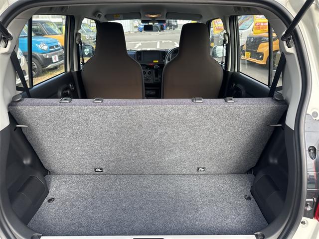 アルト L クリアランスソナー レーンアシスト 衝突被害軽減システム オートライト キーレスエントリー アイドリングストップ 電動格納ミラー シートヒーター CVT 盗難防止システム ABS ESC(19枚目)