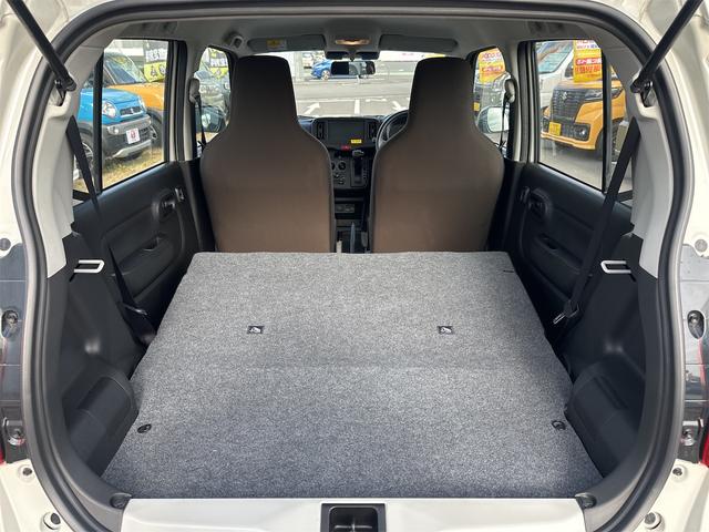 アルト L クリアランスソナー レーンアシスト 衝突被害軽減システム オートライト キーレスエントリー アイドリングストップ 電動格納ミラー シートヒーター CVT 盗難防止システム ABS ESC(36枚目)