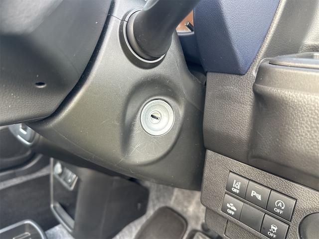 アルト L クリアランスソナー レーンアシスト 衝突被害軽減システム オートライト キーレスエントリー アイドリングストップ 電動格納ミラー シートヒーター CVT 盗難防止システム ABS ESC(43枚目)