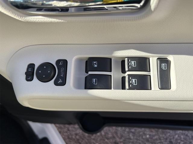 ムーヴキャンバス ストライプスＧ　バックカメラ　両側電動スライドドア　クリアランスソナー　衝突被害軽減システム　ＬＥＤヘッドランプ　スマートキー　アイドリングストップ　電動格納ミラー　シートヒーター　ベンチシート（15枚目）