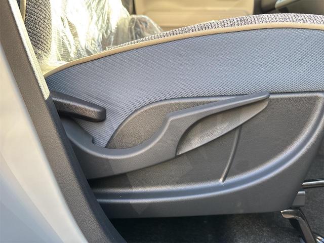 ムーヴキャンバス ストライプスＧ　バックカメラ　両側電動スライドドア　クリアランスソナー　衝突被害軽減システム　ＬＥＤヘッドランプ　スマートキー　アイドリングストップ　電動格納ミラー　シートヒーター　ベンチシート（36枚目）