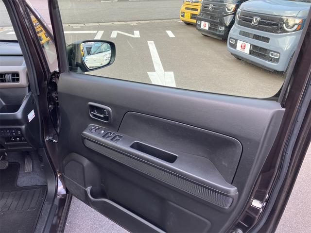 ワゴンR ハイブリッドFX クリアランスソナー レーンアシスト 衝突被害軽減システム オートライト スマートキー アイドリングストップ 電動格納ミラー シートヒーター ベンチシート CVT 盗難防止システム ABS ESC(28枚目)