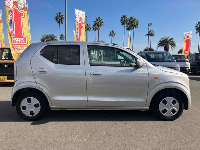 アルト Ｓ　クリアランスソナー　レーンアシスト　衝突被害軽減システム　オートライト　キーレスエントリー　アイドリングストップ　電動格納ミラー　シートヒーター　ＣＶＴ　盗難防止システム　ＡＢＳ　ＥＳＣ　ＣＤ（15枚目）