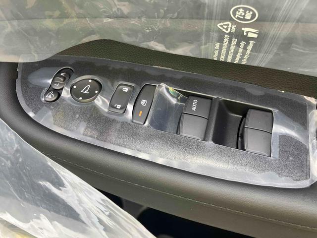 WR-V Z ブラックスタイル バックカメラ クリアランスソナー オートクルーズコントロール レーンアシスト 衝突被害軽減システム オートライト LEDヘッドランプ アルミホイール スマートキー 電動格納ミラー CVT(12枚目)