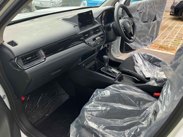 WR-V Z ブラックスタイル バックカメラ クリアランスソナー オートクルーズコントロール レーンアシスト 衝突被害軽減システム オートライト LEDヘッドランプ アルミホイール スマートキー 電動格納ミラー CVT(24枚目)