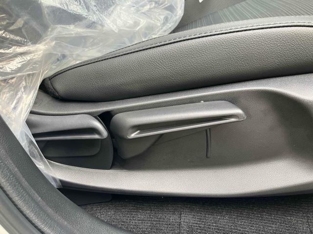 WR-V Z ブラックスタイル バックカメラ クリアランスソナー オートクルーズコントロール レーンアシスト 衝突被害軽減システム オートライト LEDヘッドランプ アルミホイール スマートキー 電動格納ミラー CVT(42枚目)