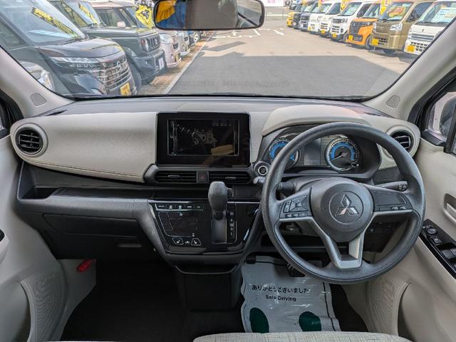 eKワゴン G クリアランスソナー 衝突被害軽減システム スマートキー アイドリングストップ 電動格納ミラー シートヒーター ベンチシート CVT 盗難防止システム ABS ESC 衝突安全ボディ エアコン(2枚目)