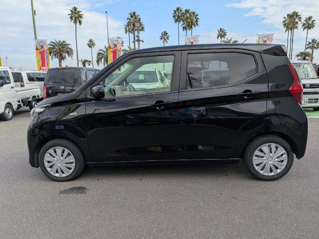 eKワゴン G クリアランスソナー 衝突被害軽減システム スマートキー アイドリングストップ 電動格納ミラー シートヒーター ベンチシート CVT 盗難防止システム ABS ESC 衝突安全ボディ エアコン(21枚目)