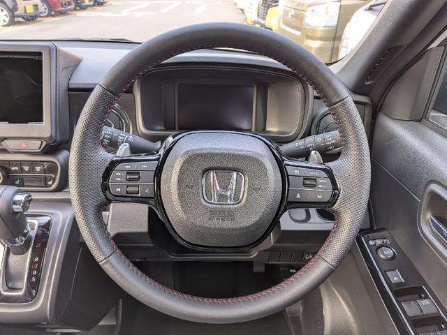 N-ONE プレミアム ツアラー バックカメラ クリアランスソナー オートクルーズコントロール レーンアシスト 衝突被害軽減システム オートライト LEDヘッドランプ スマートキー アイドリングストップ 電動格納ミラー シートヒーター(3枚目)