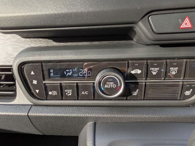 N-ONE プレミアム ツアラー バックカメラ クリアランスソナー オートクルーズコントロール レーンアシスト 衝突被害軽減システム オートライト LEDヘッドランプ スマートキー アイドリングストップ 電動格納ミラー シートヒーター(6枚目)