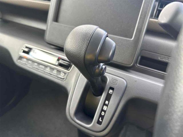 ワゴンＲ ＦＸ　クリアランスソナー　レーンアシスト　衝突被害軽減システム　オートライト　スマートキー　電動格納ミラー　シートヒーター　ベンチシート　ＣＶＴ　盗難防止システム　ＡＢＳ　ＥＳＣ　衝突安全ボディ　エアコン（7枚目）