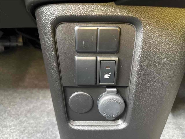 ワゴンＲ ＦＸ　クリアランスソナー　レーンアシスト　衝突被害軽減システム　オートライト　スマートキー　電動格納ミラー　シートヒーター　ベンチシート　ＣＶＴ　盗難防止システム　ＡＢＳ　ＥＳＣ　衝突安全ボディ　エアコン（8枚目）