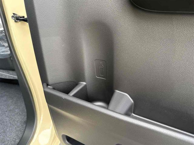 ワゴンＲ ＦＸ　クリアランスソナー　レーンアシスト　衝突被害軽減システム　オートライト　スマートキー　電動格納ミラー　シートヒーター　ベンチシート　ＣＶＴ　盗難防止システム　ＡＢＳ　ＥＳＣ　衝突安全ボディ　エアコン（53枚目）