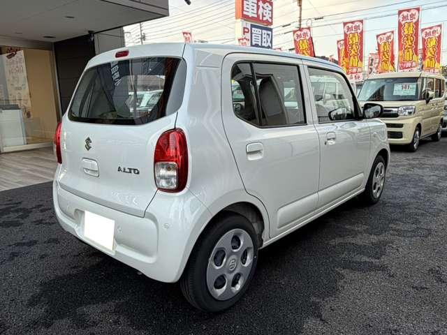 アルト Ｌ　クリアランスソナー　レーンアシスト　衝突被害軽減システム　オートライト　キーレスエントリー　アイドリングストップ　電動格納ミラー　シートヒーター　ＣＶＴ　盗難防止システム　ＡＢＳ　ＥＳＣ（4枚目）