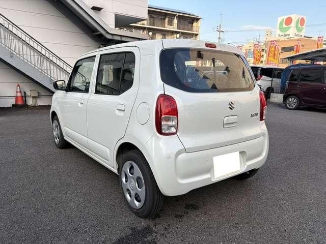 アルト Ｌ　クリアランスソナー　レーンアシスト　衝突被害軽減システム　オートライト　キーレスエントリー　アイドリングストップ　電動格納ミラー　シートヒーター　ＣＶＴ　盗難防止システム　ＡＢＳ　ＥＳＣ（6枚目）