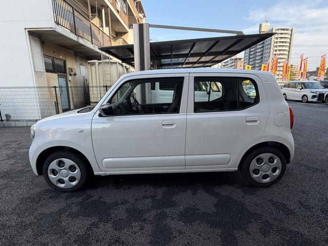 アルト Ｌ　クリアランスソナー　レーンアシスト　衝突被害軽減システム　オートライト　キーレスエントリー　アイドリングストップ　電動格納ミラー　シートヒーター　ＣＶＴ　盗難防止システム　ＡＢＳ　ＥＳＣ（8枚目）