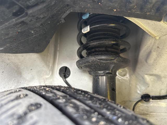 アルト Ｌ　クリアランスソナー　レーンアシスト　衝突被害軽減システム　オートライト　キーレスエントリー　アイドリングストップ　電動格納ミラー　シートヒーター　ＣＶＴ　盗難防止システム　ＡＢＳ　ＥＳＣ（29枚目）