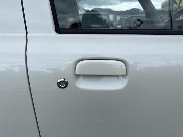 アルト Ｌ　クリアランスソナー　レーンアシスト　衝突被害軽減システム　オートライト　キーレスエントリー　アイドリングストップ　電動格納ミラー　シートヒーター　ＣＶＴ　盗難防止システム　ＡＢＳ　ＥＳＣ（33枚目）