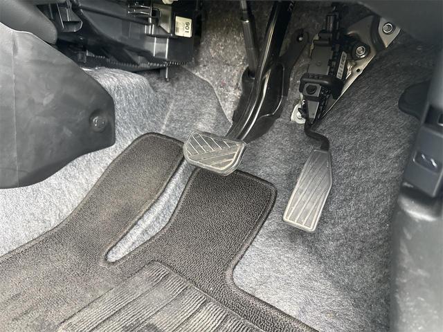 アルト Ｌ　クリアランスソナー　レーンアシスト　衝突被害軽減システム　オートライト　キーレスエントリー　アイドリングストップ　電動格納ミラー　シートヒーター　ＣＶＴ　盗難防止システム　ＡＢＳ　ＥＳＣ（42枚目）