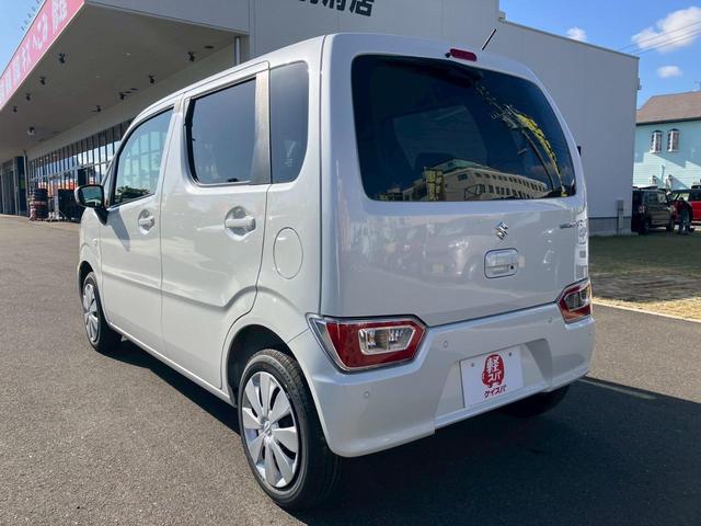 ワゴンＲ ＦＸ　クリアランスソナー　レーンアシスト　衝突被害軽減システム　オートライト　スマートキー　電動格納ミラー　シートヒーター　ベンチシート　ＣＶＴ　盗難防止システム　ＡＢＳ　ＥＳＣ　衝突安全ボディ　エアコン（7枚目）