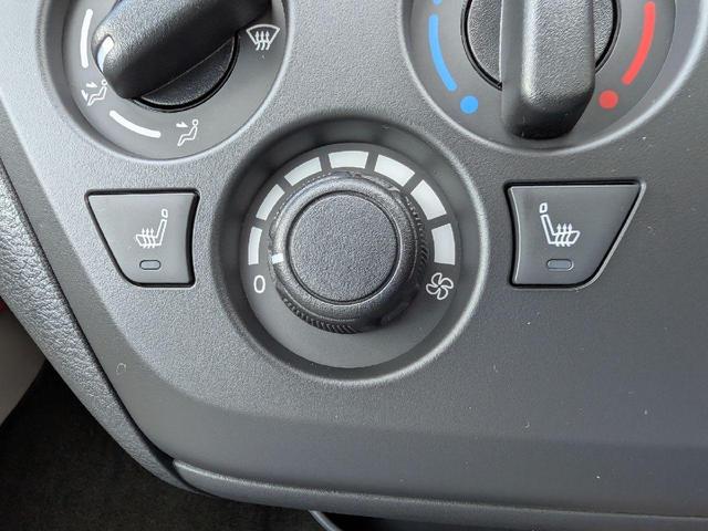 ｅＫワゴン Ｍ　届出済未使用車　バックカメラ　クリアランスソナー　衝突被害軽減システム　キーレスエントリー　アイドリングストップ　電動格納ミラー　シートヒーター　ベンチシート　ＣＶＴ　盗難防止システム　衝突安全ボディ（8枚目）