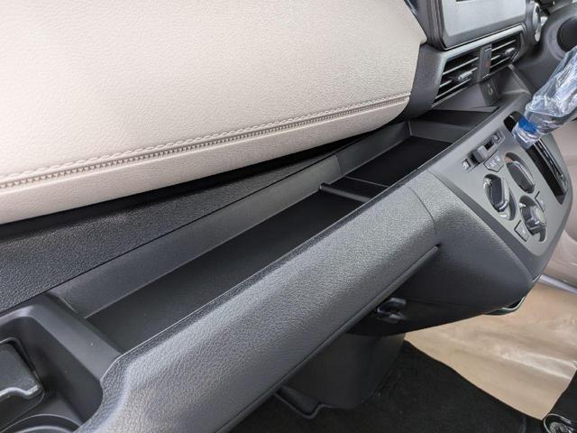 ｅＫワゴン Ｍ　届出済未使用車　バックカメラ　クリアランスソナー　衝突被害軽減システム　キーレスエントリー　アイドリングストップ　電動格納ミラー　シートヒーター　ベンチシート　ＣＶＴ　盗難防止システム　衝突安全ボディ（28枚目）