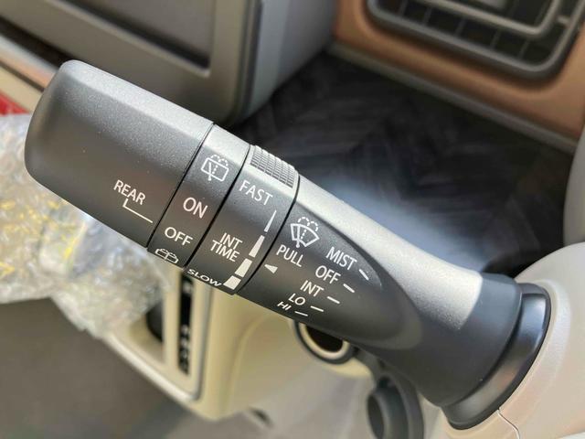 アルトラパンＬＣ ハイブリッドＸ　クリアランスソナー　レーンアシスト　衝突被害軽減システム　オートライト　ＬＥＤヘッドランプ　スマートキー　アイドリングストップ　電動格納ミラー　シートヒーター　ベンチシート　ＣＶＴ　盗難防止システム（8枚目）