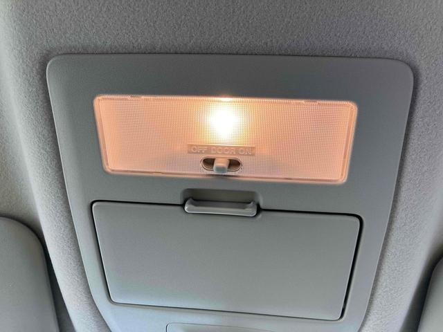 ソリオ ハイブリッドＭＺ　クリアランスソナー　レーンアシスト　衝突被害軽減システム　両側電動スライドドア　オートライト　スマートキー　アイドリングストップ　電動格納ミラー　シートヒーター　ＣＶＴ　アルミホイール　ＥＳＣ（33枚目）