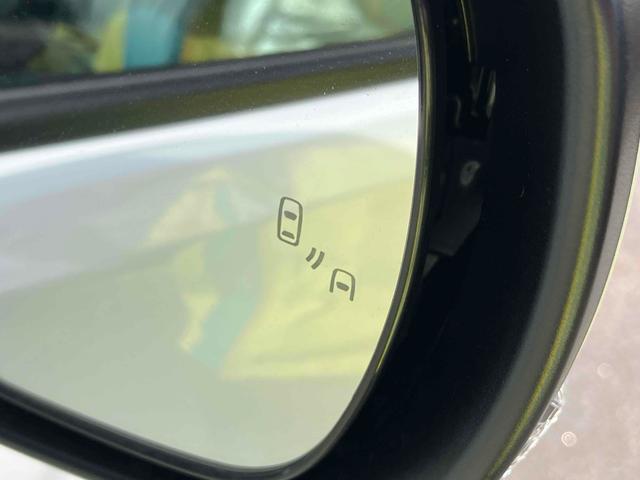 ソリオ ハイブリッドＭＺ　クリアランスソナー　レーンアシスト　衝突被害軽減システム　両側電動スライドドア　オートライト　スマートキー　アイドリングストップ　電動格納ミラー　シートヒーター　ＣＶＴ　アルミホイール　ＥＳＣ（67枚目）