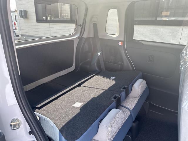 ムーヴキャンバス ストライプスＸ　衝突被害軽減ブレーキ　横滑り防止機能　コーナーセンサー　エアコン　衝突安全ボディ　オートハイビーム　オートライト　ベンチシート　パワーウインドウ　盗難防止システム　パワーステアリング　ＡＢＳ（39枚目）