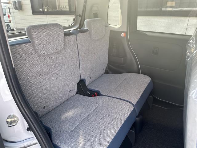 ムーヴキャンバス ストライプスＸ　衝突被害軽減ブレーキ　横滑り防止機能　コーナーセンサー　エアコン　衝突安全ボディ　オートハイビーム　オートライト　ベンチシート　パワーウインドウ　盗難防止システム　パワーステアリング　ＡＢＳ（61枚目）