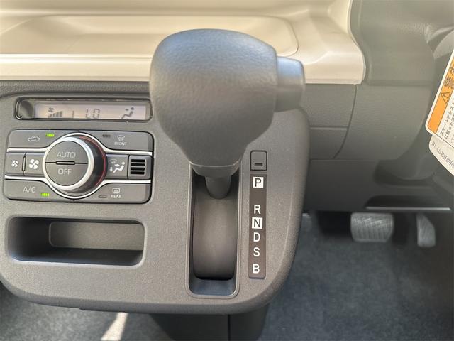 ムーヴキャンバス ストライプスＸ　衝突被害軽減ブレーキ　横滑り防止機能　コーナーセンサー　エアコン　衝突安全ボディ　オートハイビーム　オートライト　ベンチシート　パワーウインドウ　盗難防止システム　パワーステアリング　ＡＢＳ（65枚目）