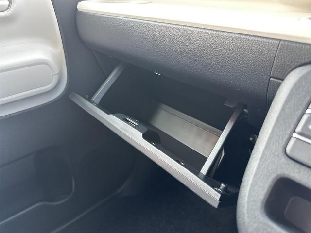 ムーヴキャンバス ストライプスＸ　バックカメラ　両側電動スライドドア　クリアランスソナー　衝突被害軽減システム　オートライト　スマートキー　アイドリングストップ　電動格納ミラー　ベンチシート　ＣＶＴ　盗難防止システム　ＡＢＳ　ＥＳＣ（39枚目）