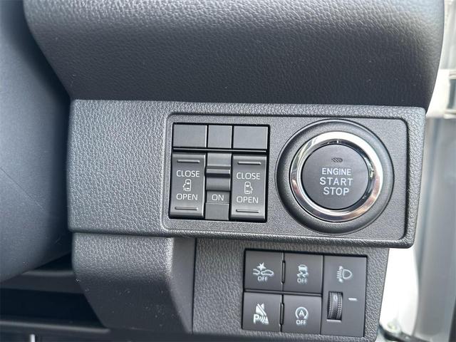 ムーヴキャンバス ストライプスＸ　バックカメラ　両側電動スライドドア　クリアランスソナー　衝突被害軽減システム　オートライト　スマートキー　アイドリングストップ　電動格納ミラー　ベンチシート　ＣＶＴ　盗難防止システム　ＡＢＳ　ＥＳＣ（41枚目）