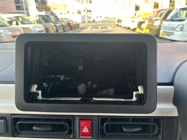 ムーヴキャンバス ストライプスＸ　バックカメラ　両側電動スライドドア　クリアランスソナー　衝突被害軽減システム　オートライト　スマートキー　アイドリングストップ　電動格納ミラー　ベンチシート　ＣＶＴ　盗難防止システム　ＡＢＳ　ＥＳＣ（30枚目）