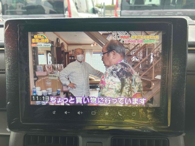 クロスビー ハイブリッドＭＺ　全周囲カメラ　クリアランスソナー　オートクルーズコントロール　レーンアシスト　衝突被害軽減システム　ナビ　ＴＶ　オートライト　ＬＥＤヘッドランプ　アルミホイール　スマートキー　アイドリングストップ（4枚目）