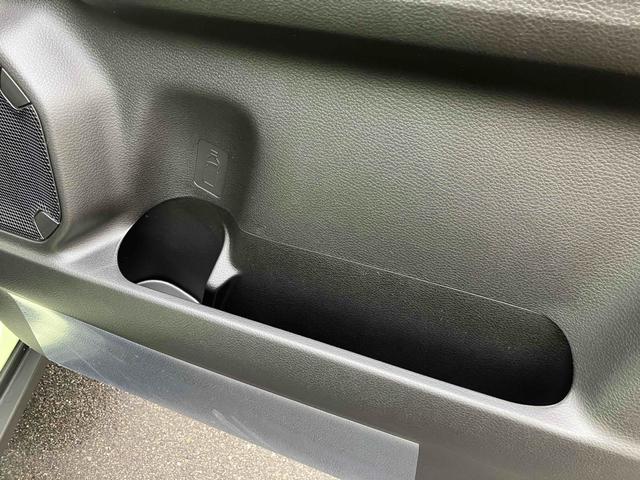 クロスビー ハイブリッドＭＺ　全周囲カメラ　クリアランスソナー　オートクルーズコントロール　レーンアシスト　衝突被害軽減システム　ナビ　ＴＶ　オートライト　ＬＥＤヘッドランプ　アルミホイール　スマートキー　アイドリングストップ（47枚目）