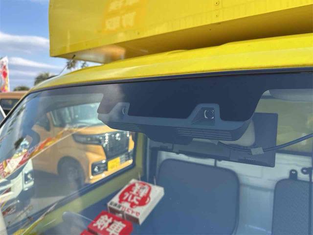 キャリイトラック ＫＣエアコン・パワステ　キッチンカー　冷蔵収納　作業台　シンク　ＡＴ　衝突被害軽減システム　レーンアシスト　アイドリングストップ　オートライト　ＥＳＣ　エアコン　運転席エアバッグ　助手席エアバッグ（26枚目）