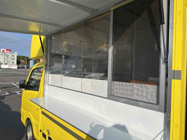 キャリイトラック ＫＣエアコン・パワステ　キッチンカー　冷蔵収納　作業台　シンク　ＡＴ　衝突被害軽減システム　レーンアシスト　アイドリングストップ　オートライト　ＥＳＣ　エアコン　運転席エアバッグ　助手席エアバッグ（42枚目）