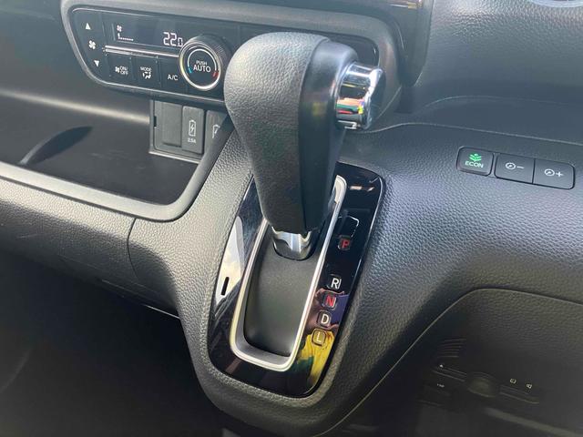 Ｎ－ＢＯＸカスタム Ｇ・Ｌホンダセンシング　ドライブレコーダー　ＥＴＣ　バックカメラ　両側スライド・片側電動　ナビ　ＴＶ　オートクルーズコントロール　レーンアシスト　衝突被害軽減システム　オートライト　ＬＥＤヘッドランプ　スマートキー（10枚目）