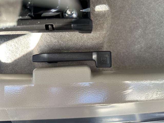 アルトラパンＬＣ Ｘ　クリアランスソナー　レーンアシスト　衝突被害軽減システム　オートライト　ＬＥＤヘッドランプ　スマートキー　アイドリングストップ　電動格納ミラー　シートヒーター　ベンチシート　ＣＶＴ　盗難防止システム（14枚目）