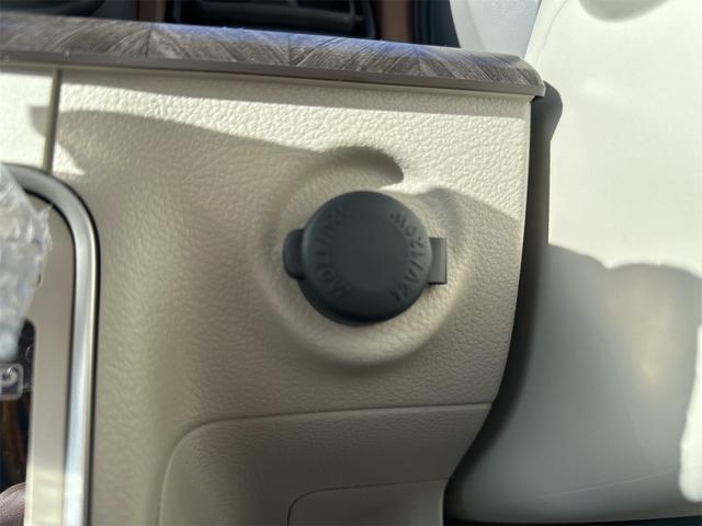アルトラパンＬＣ Ｘ　クリアランスソナー　レーンアシスト　衝突被害軽減システム　オートライト　ＬＥＤヘッドランプ　スマートキー　アイドリングストップ　電動格納ミラー　シートヒーター　ベンチシート　ＣＶＴ　盗難防止システム（17枚目）