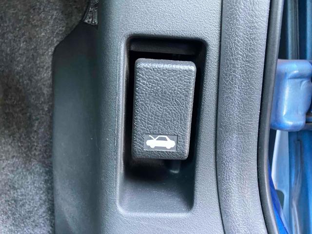 フリード Ｇ　ジャストセレクション　バックカメラ　ナビ　ＴＶ　両側スライド・片側電動　オートライト　ＨＩＤ　キーレスエントリー　電動格納ミラー　３列シート　ＣＶＴ　ＣＤ　ＤＶＤ再生　衝突安全ボディ　ＡＢＳ　エアコン　パワーステアリング（39枚目）