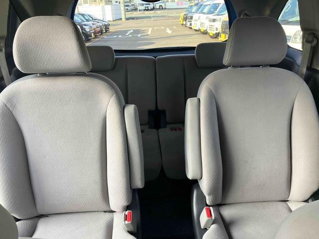 フリード Ｇ　ジャストセレクション　バックカメラ　ナビ　ＴＶ　両側スライド・片側電動　オートライト　ＨＩＤ　キーレスエントリー　電動格納ミラー　３列シート　ＣＶＴ　ＣＤ　ＤＶＤ再生　衝突安全ボディ　ＡＢＳ　エアコン　パワーステアリング（41枚目）