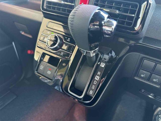 タント カスタムRSリミテッド ETC バックカメラ 両側電動スライドドア クリアランスソナー オートクルーズコントロール レーンアシスト 衝突被害軽減システム オートライト LEDヘッドランプ スマートキー アイドリングストップ(7枚目)