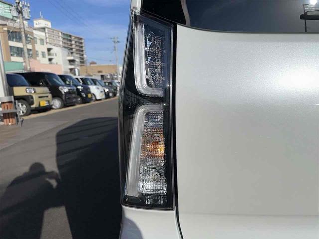 タント カスタムRSリミテッド ETC バックカメラ 両側電動スライドドア クリアランスソナー オートクルーズコントロール レーンアシスト 衝突被害軽減システム オートライト LEDヘッドランプ スマートキー アイドリングストップ(48枚目)