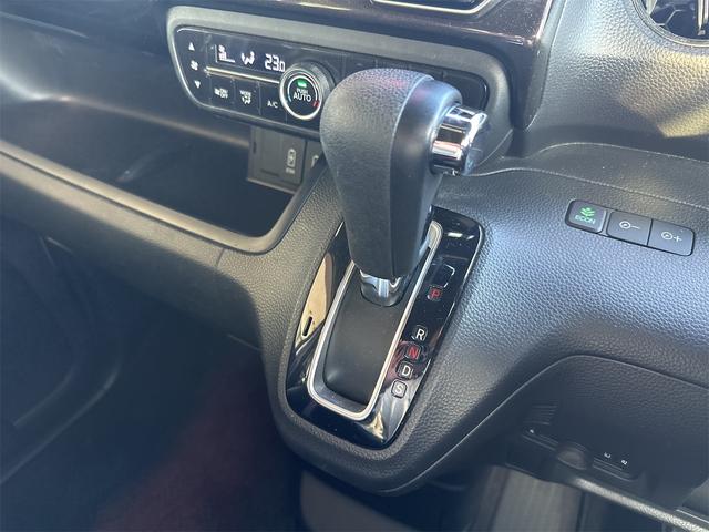 Ｎ－ＢＯＸカスタム Ｇ・Ｌターボホンダセンシング　ドライブレコーダー　ＥＴＣ　バックカメラ　両側電動スライドドア　ナビ　ＴＶ　クリアランスソナー　オートクルーズコントロール　レーンアシスト　衝突被害軽減システム　オートライト　ＬＥＤヘッドランプ（8枚目）