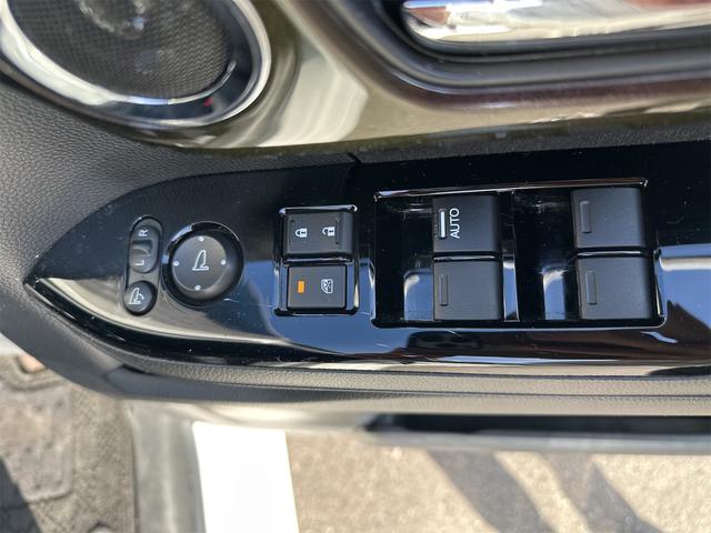 Ｎ－ＢＯＸカスタム Ｇ・Ｌターボホンダセンシング　ドライブレコーダー　ＥＴＣ　バックカメラ　両側電動スライドドア　ナビ　ＴＶ　クリアランスソナー　オートクルーズコントロール　レーンアシスト　衝突被害軽減システム　オートライト　ＬＥＤヘッドランプ（11枚目）
