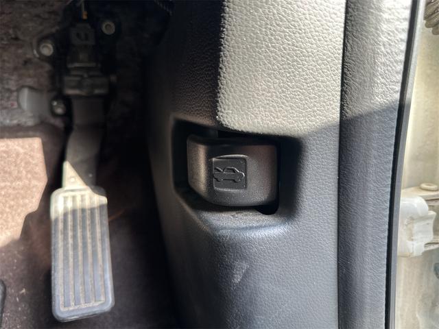 Ｎ－ＢＯＸカスタム Ｇ・Ｌターボホンダセンシング　ドライブレコーダー　ＥＴＣ　バックカメラ　両側電動スライドドア　ナビ　ＴＶ　クリアランスソナー　オートクルーズコントロール　レーンアシスト　衝突被害軽減システム　オートライト　ＬＥＤヘッドランプ（49枚目）