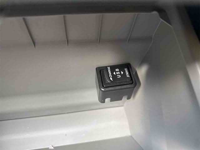 タント ＸリミテッドＳＡＩＩＩ　ドライブレコーダー　全周囲カメラ　両側電動スライドドア　ナビ　ＴＶ　クリアランスソナー　衝突被害軽減システム　オートマチックハイビーム　オートライト　ＬＥＤヘッドランプ　スマートキー（25枚目）